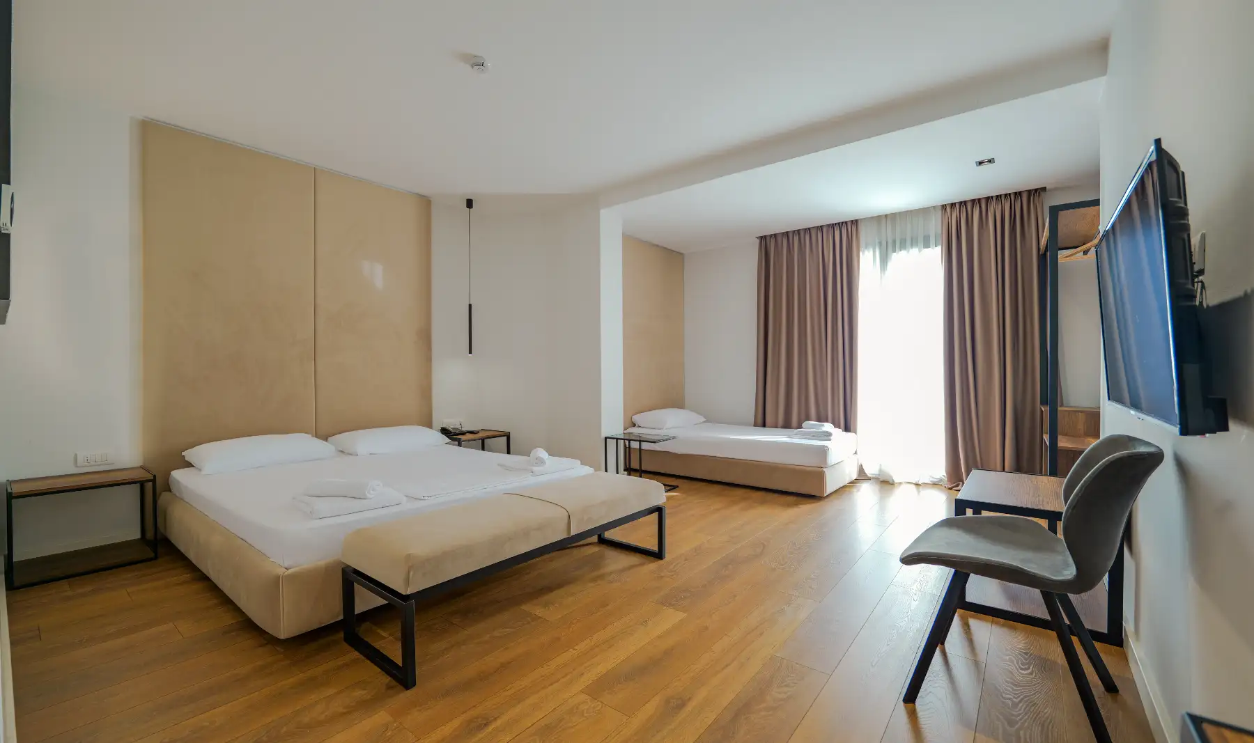 Deluxe Triple Room
