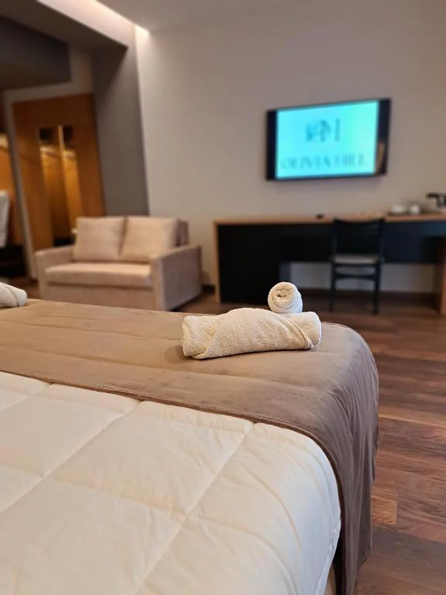Deluxe Double Room with Balcony