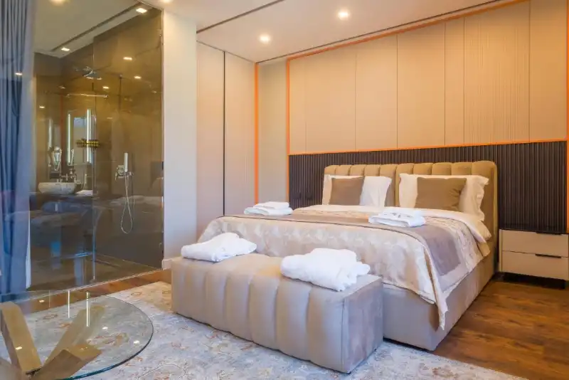 Junior Suite with Balcony