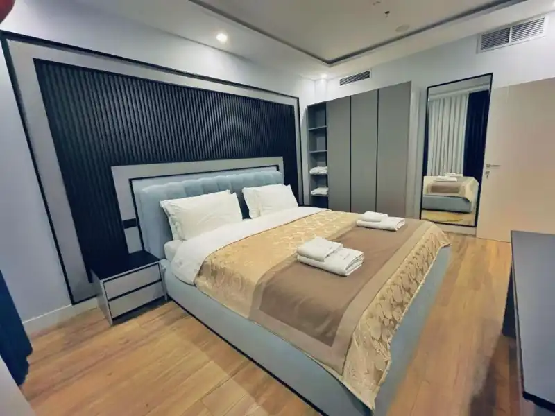 Suite with Hot Tub