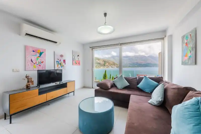 Two-Bedroom Apartment with Balcony and Sea View