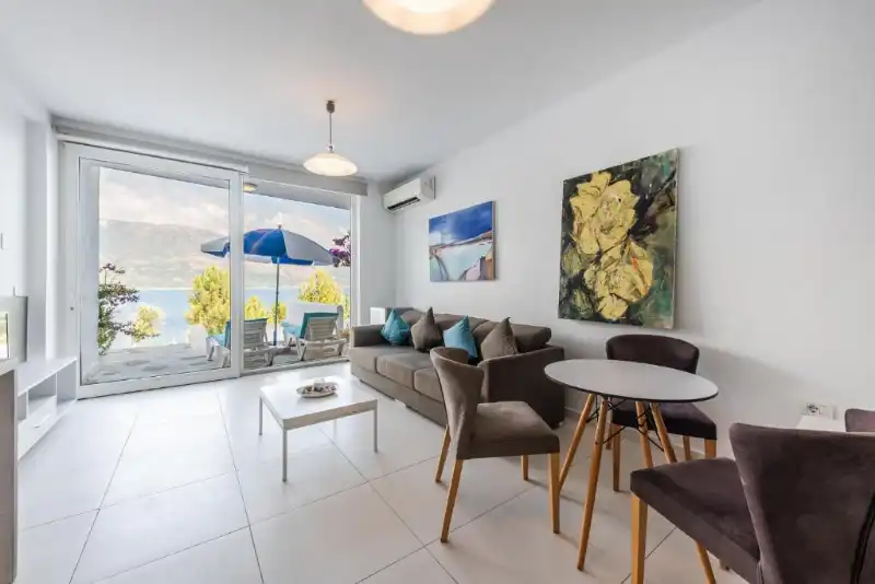 Suite with Private Pool