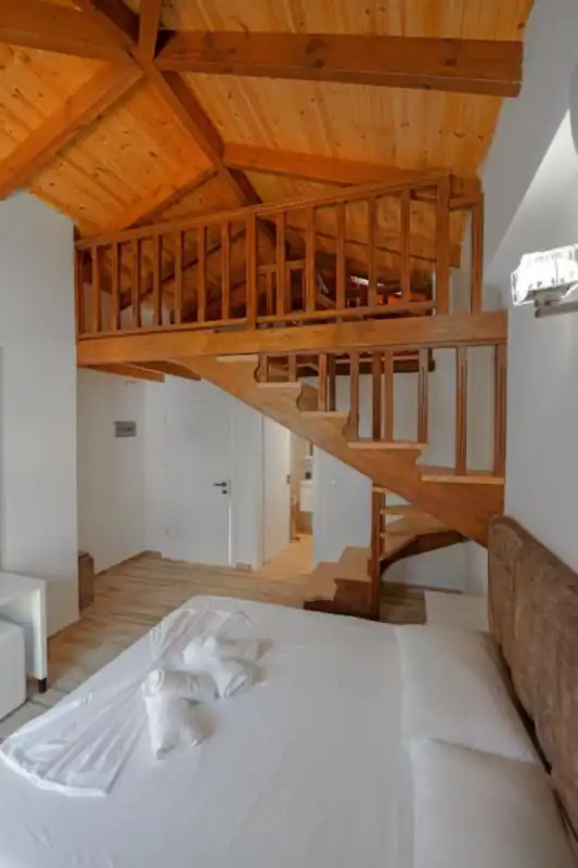 Quadruple Room with Mountain View