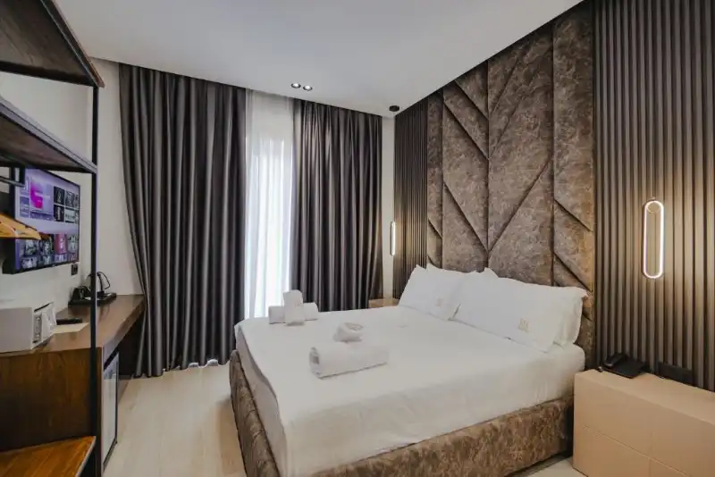 Deluxe Double Room with Balcony